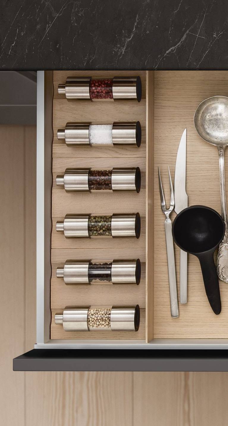 Spice mills from the SieMatic Wooden Interior Accessories System