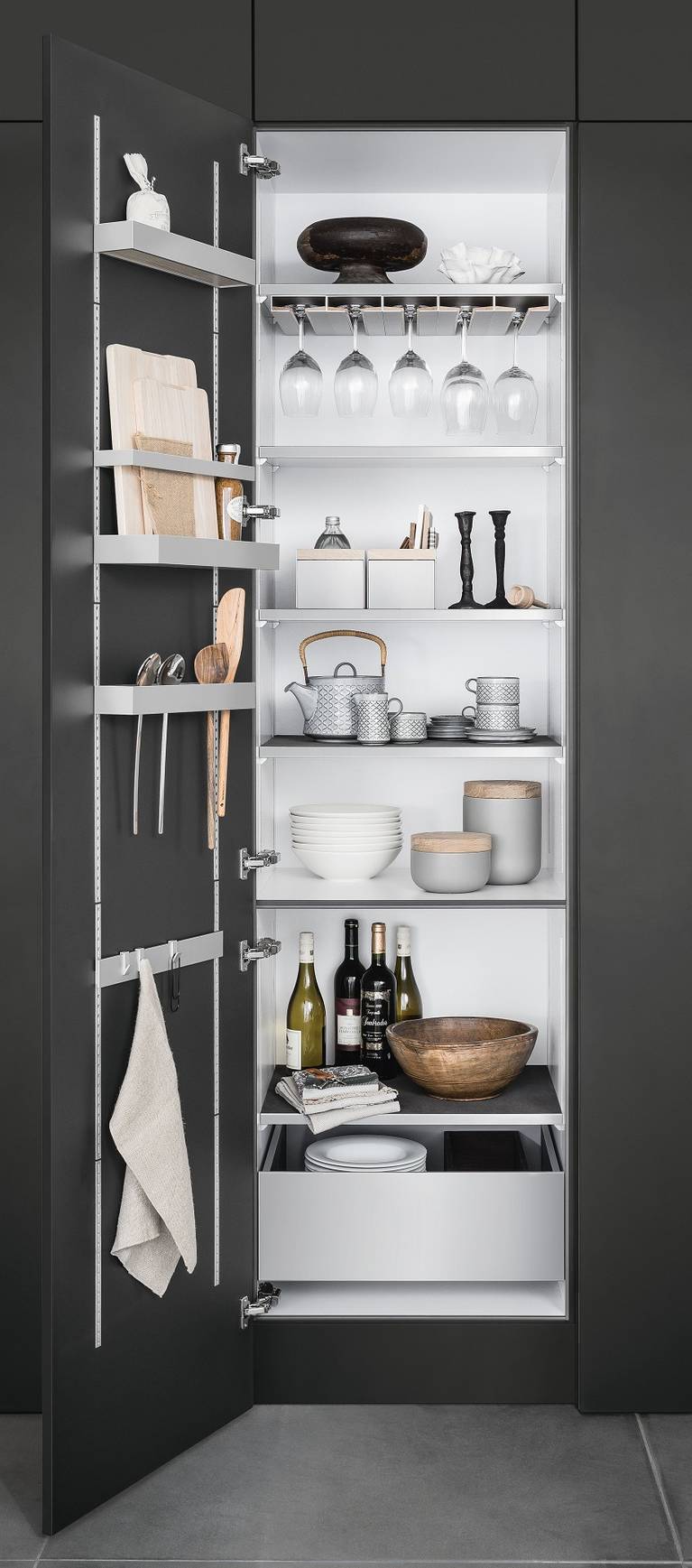 SieMatic MultiMatic interior organization system for cabinets offers up to 30% more storage space in the kitchen