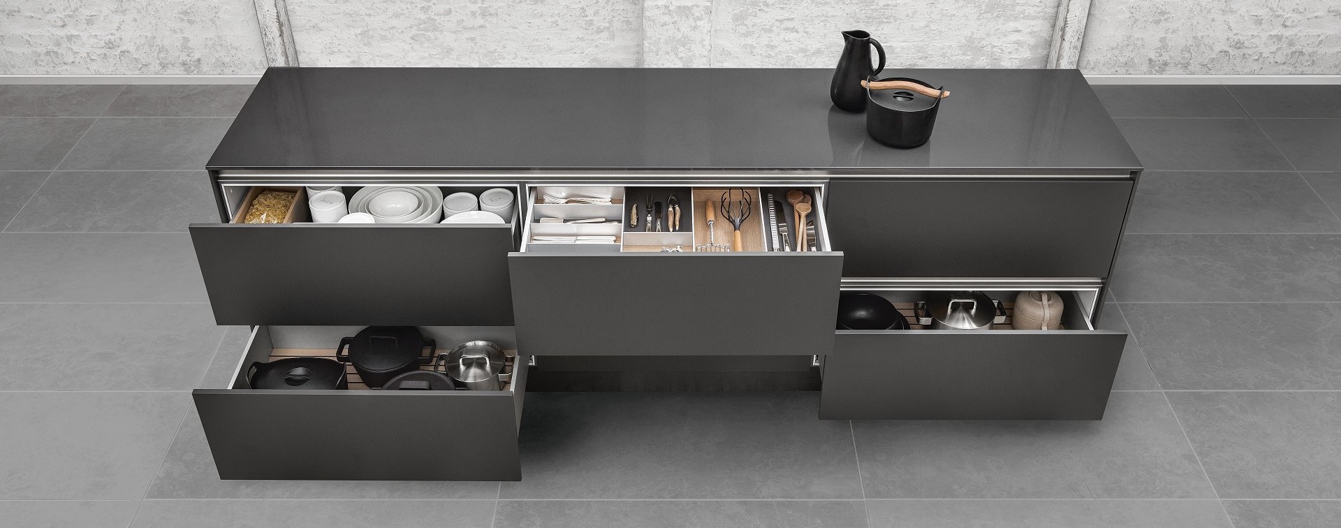 Versatile variations of kitchen accessories are available from SieMatic,
