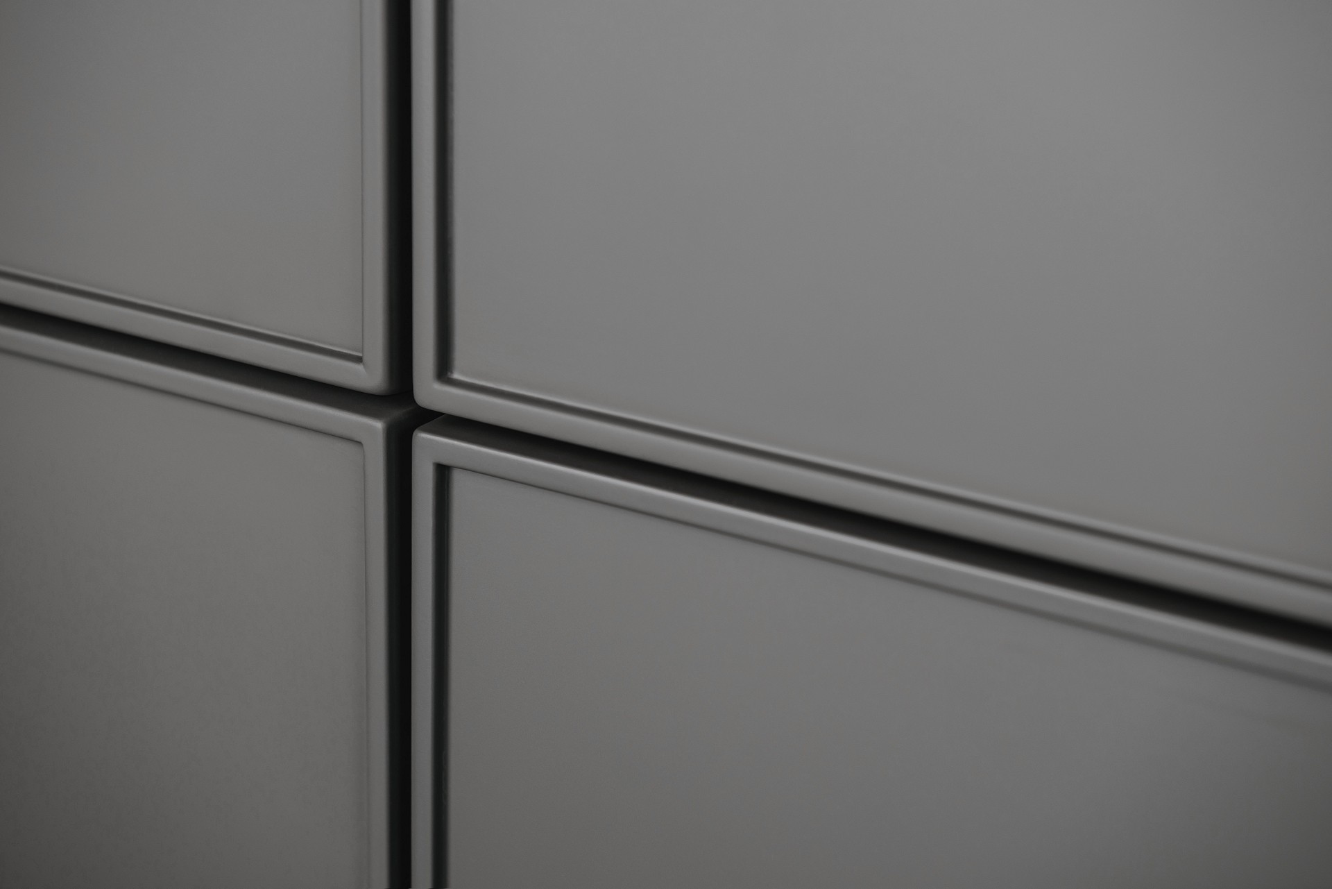 SieMatic Pure SE 3003 R with 6.5 mm edged door fronts in matte lacquer for timelessly elegant kitchen design