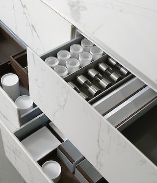 SieMatic drawer interior